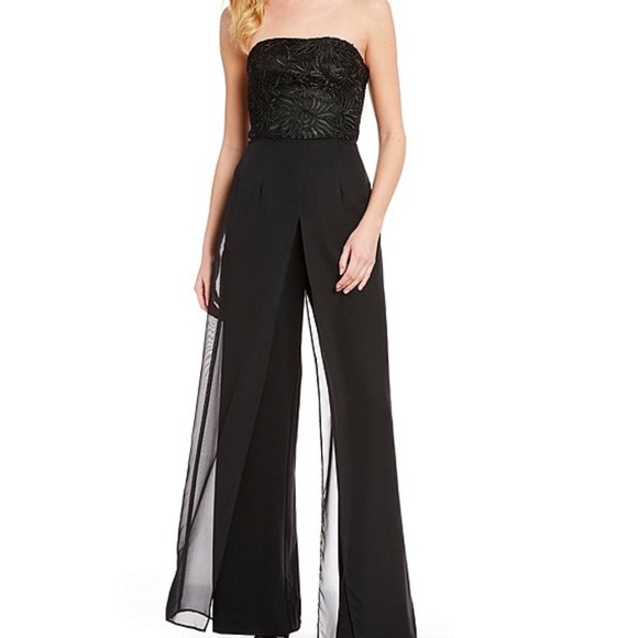 Adrianna Papell Dresses & Skirts - Adrianna Papell Soutache Crepe Embroidered Straple
